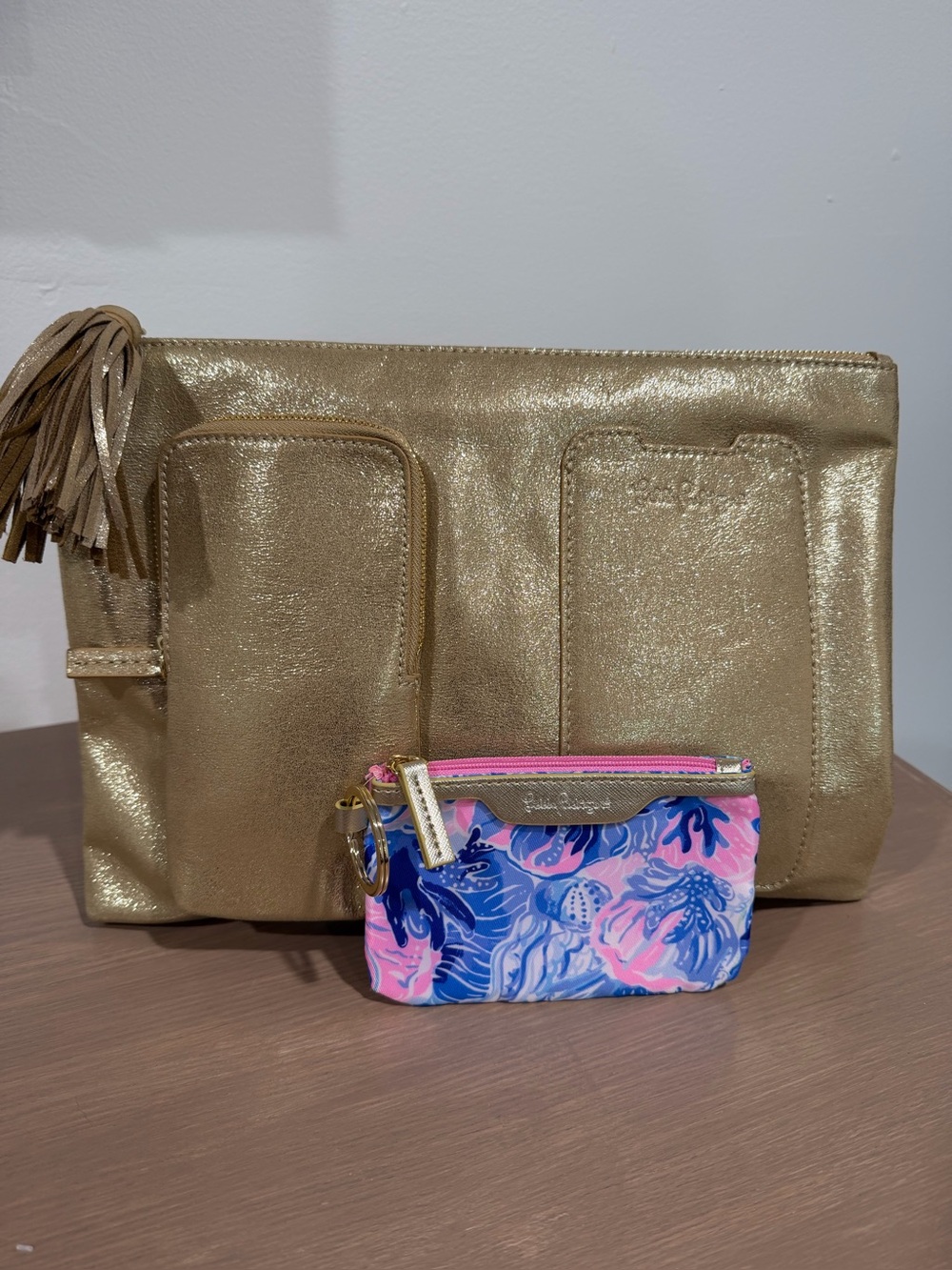Lilly Pulitzer NWOT Metallic Tech Pouch Zip-Top And ID Case w/Keyring